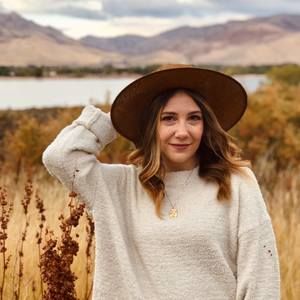 Meet your Posher, Kaitlyn